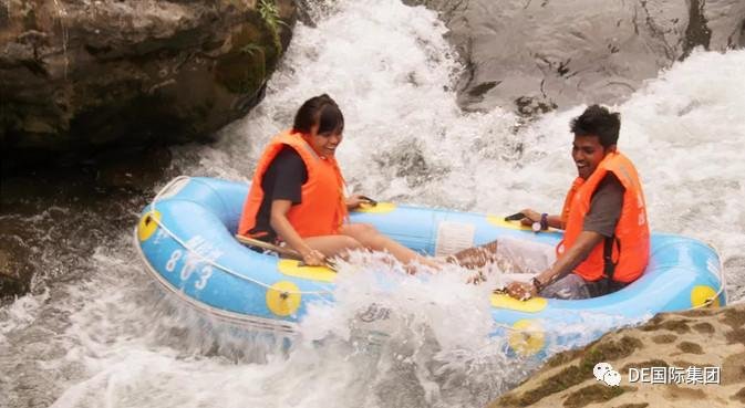 White-water rafting, Adventure day